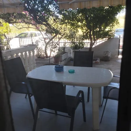 Διαμέρισμα Astros Parálion Ástros