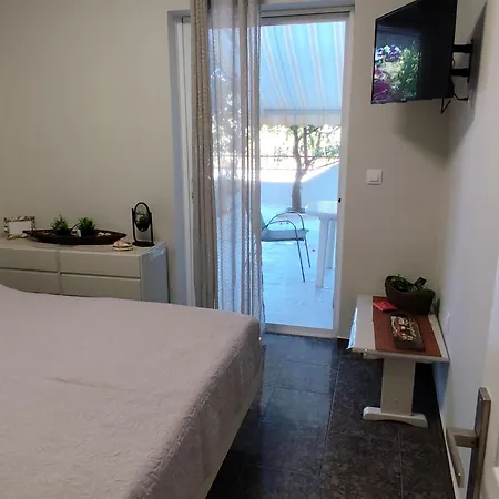 Apartman Astros Parálion Ástros