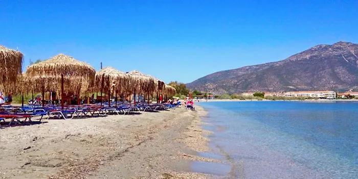 公寓 Astros Parálion Ástros